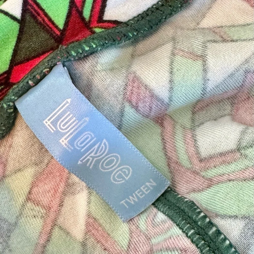 🎅 LuLaRoe Santa tween leggings soft and comfy